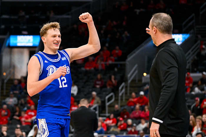 Tucker DeVries, Drake Bulldogs